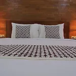 Anang Bed&Breakfast Syariah by Ndalem Beong